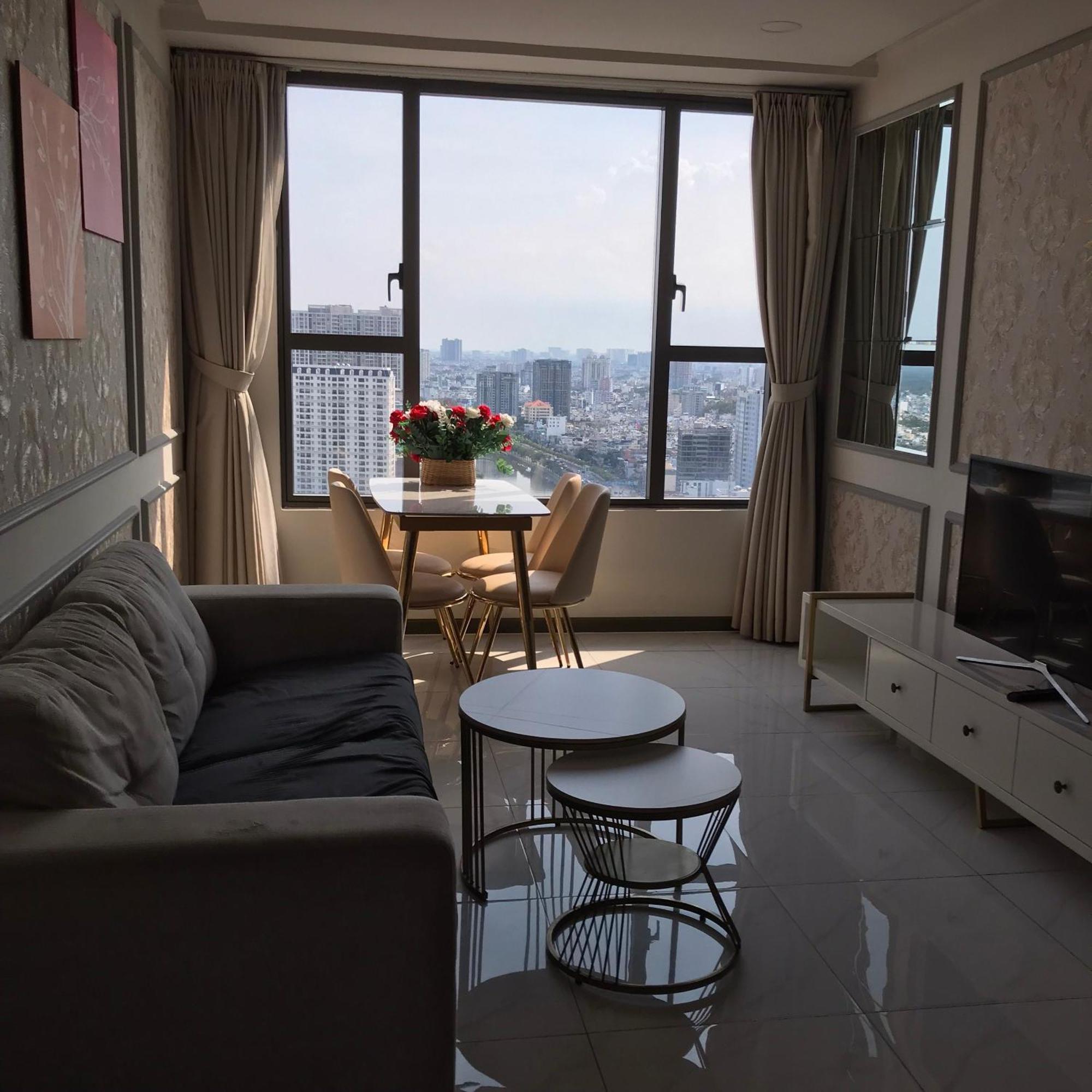 Căn hộ Cbd Luxury In Rivergate Building *